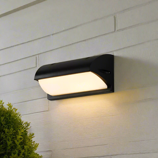 Applique murale LED moderne épurée noire arrondie Mon Luminaire™